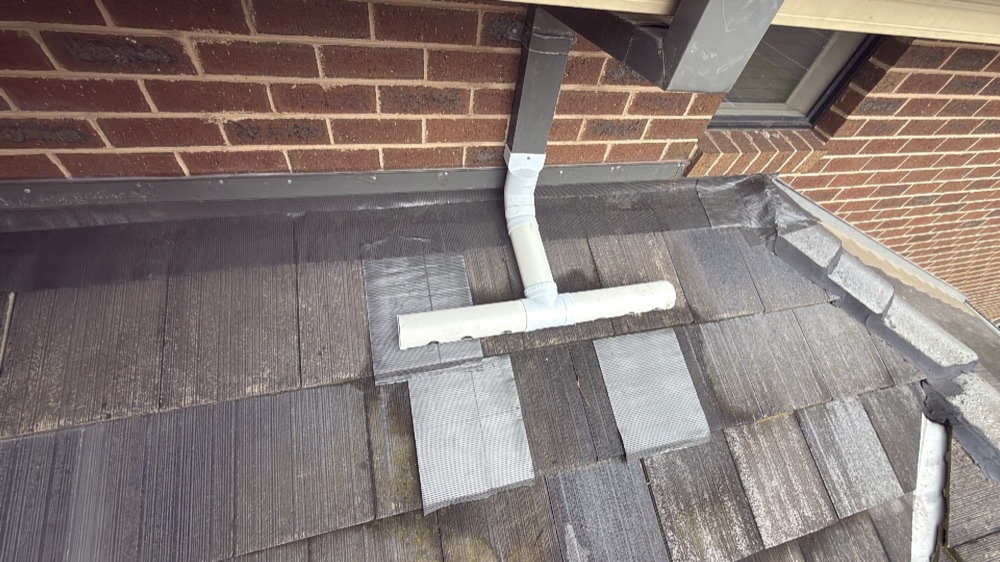 Downpipe spreader discharging where it should not, found during a defect investigation in Mernda, 20 km from Mickleham